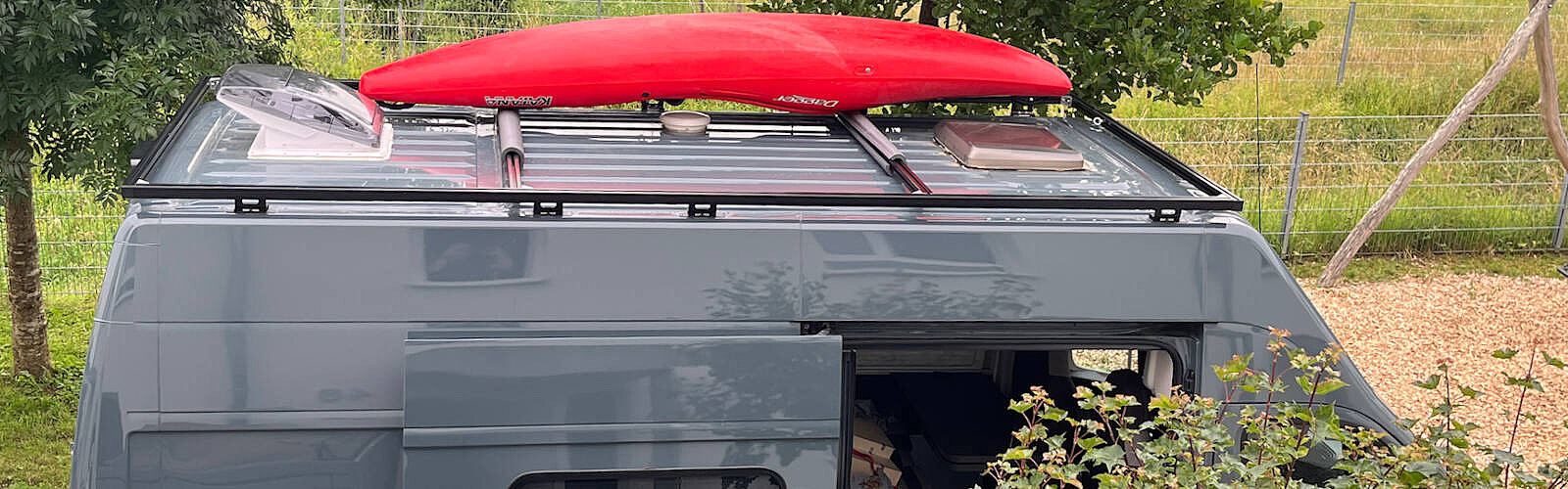 Kajak auf Kastenwagen - Weinsberg CaraTour dq Kajak auf Kastenwagen - Weinsberg CaraTour dq